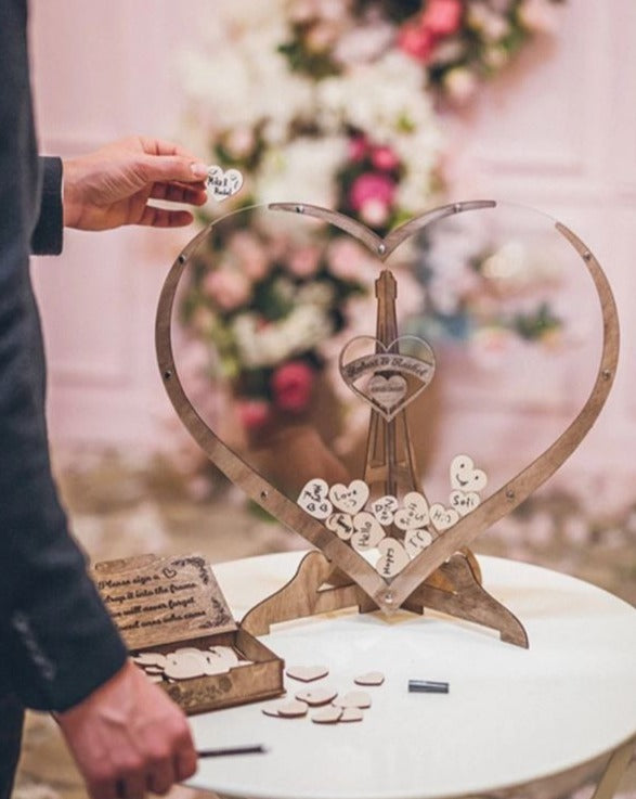 Lisslune | Everlasting Moments heart-shaped guest book