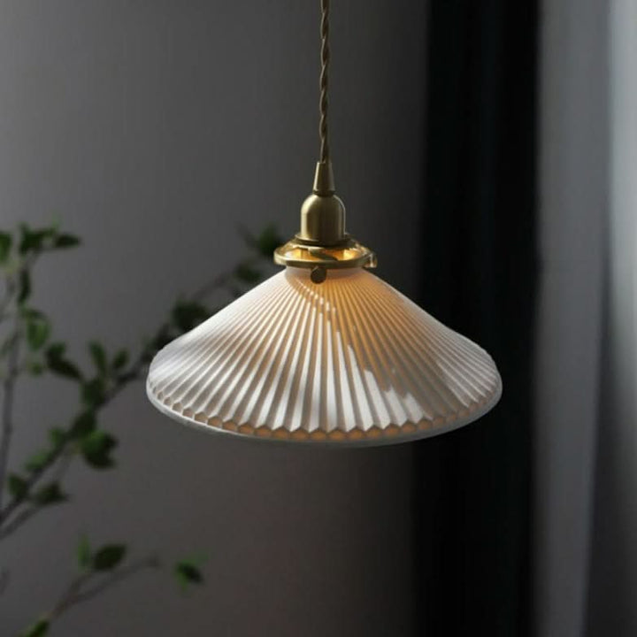 Lisslune | Scandinavian White Ceramic Pendant Light