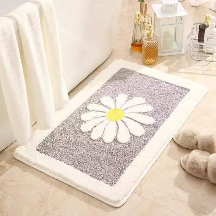 Lisslune | Charming Daisy Bloom Bath Mat