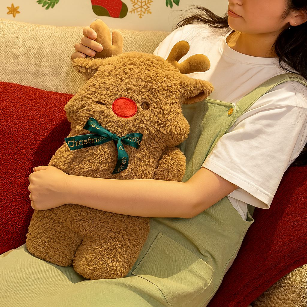 Lisslune | Everjoy Plush Christmas Cushion – Festive Cuddle and Decorative Piece for Cozy Rooms
