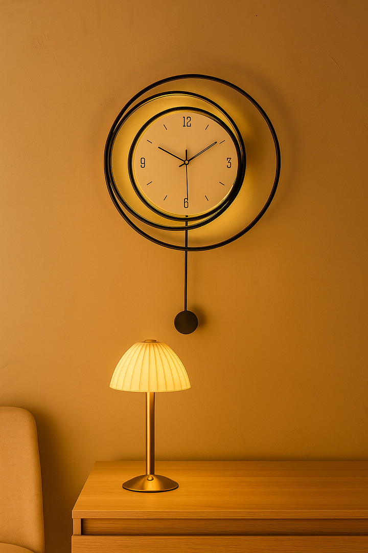 Lisslune | SilentGlow – Minimalistic round wall clock with clear numbers and silent movement