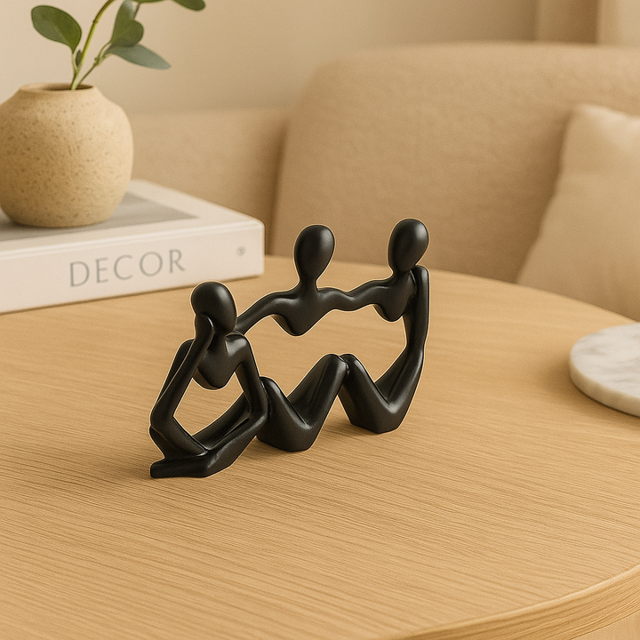 Lisslune | MindMuse – Golden abstract thinker statues in unique artistic positions