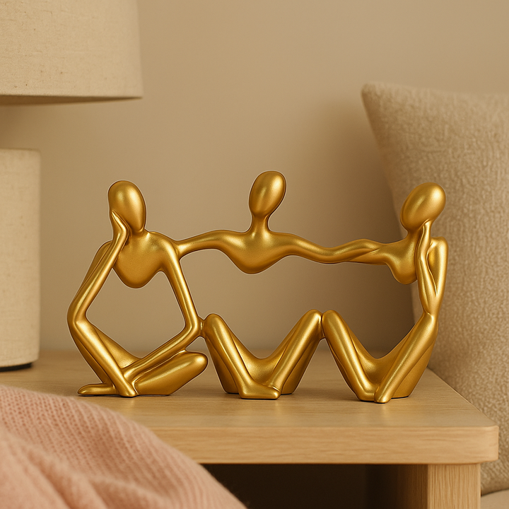 Lisslune | MindMuse – Golden abstract thinker statues in unique artistic positions