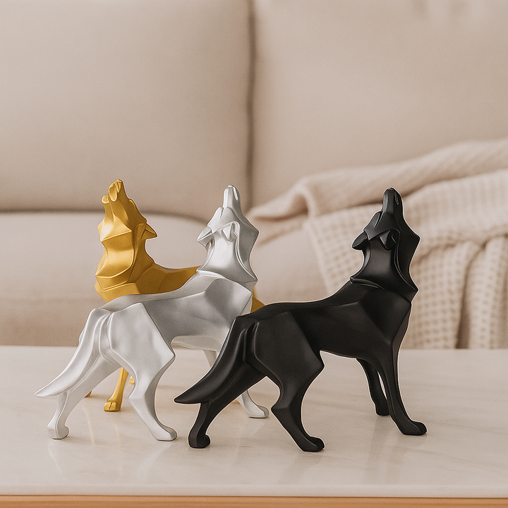 Lisslune | LupoForm – Geometric Wolf Statue with Sharp-edged Design for Modern Spaces
