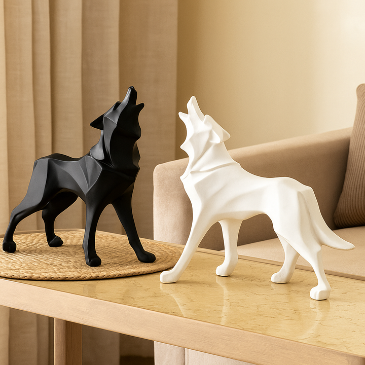 Lisslune | LupoForm – Geometric Wolf Statue with Sharp-edged Design for Modern Spaces