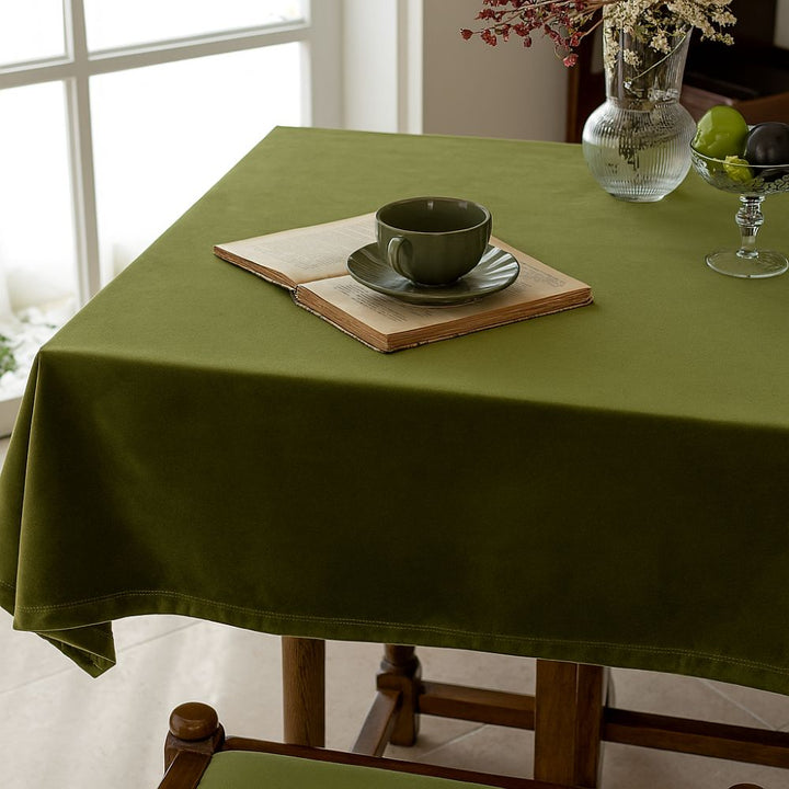 Lisslune | Château Olive Velvet Tablecloth