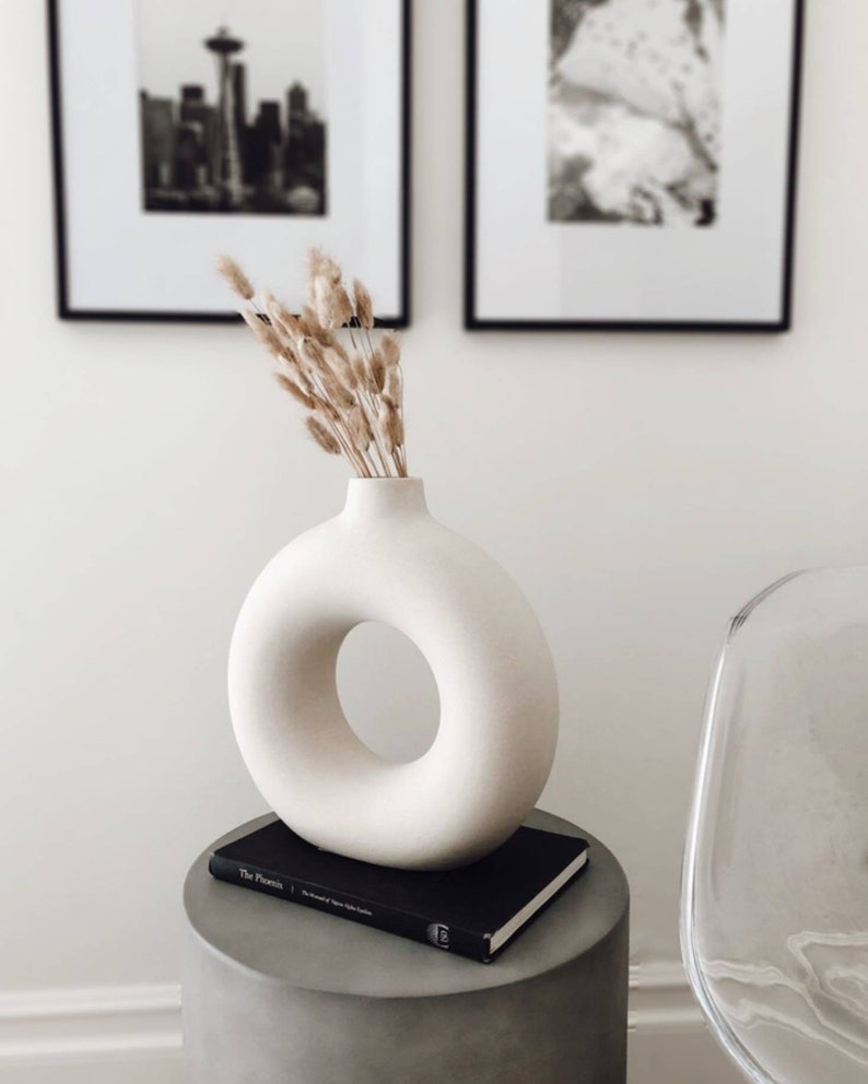Lisslune | The Donut Vase