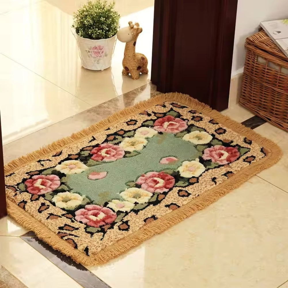 Lisslune | Classic Floral Bloom Bath Mat