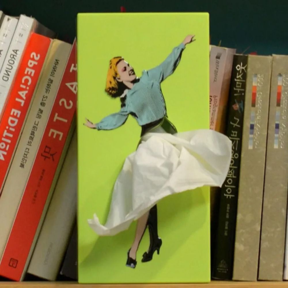 Lisslune | Flying Skirt Tissue Box