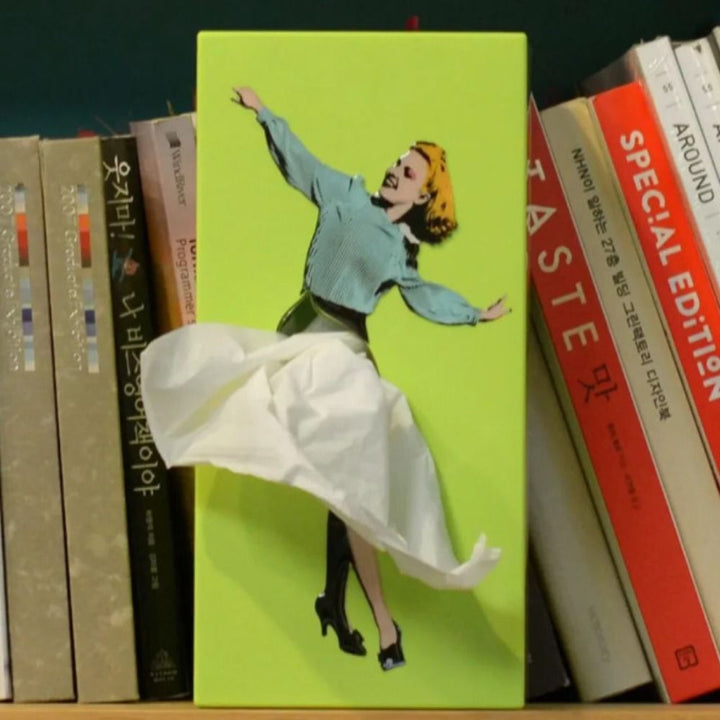 Lisslune | Flying Skirt Tissue Box