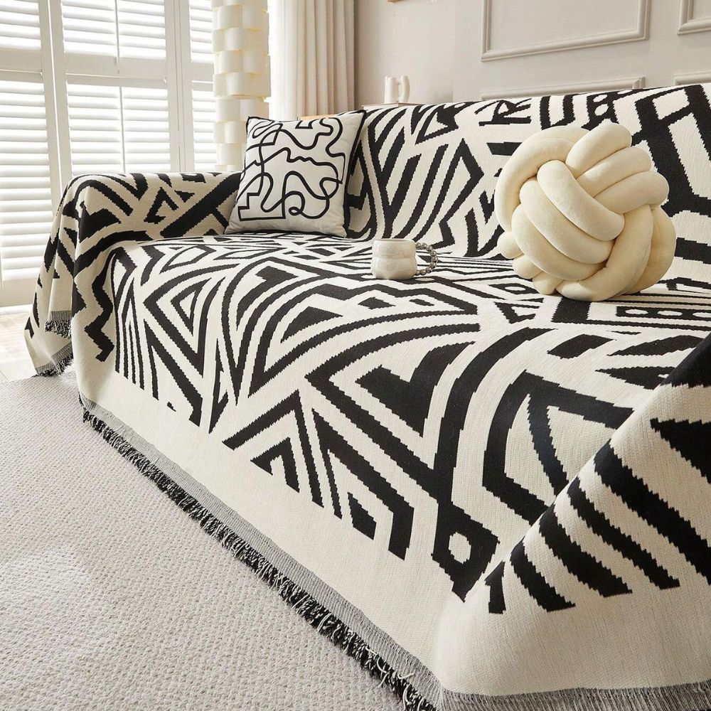 Lisslune | Clean Lines Triangle Sofa Cover
