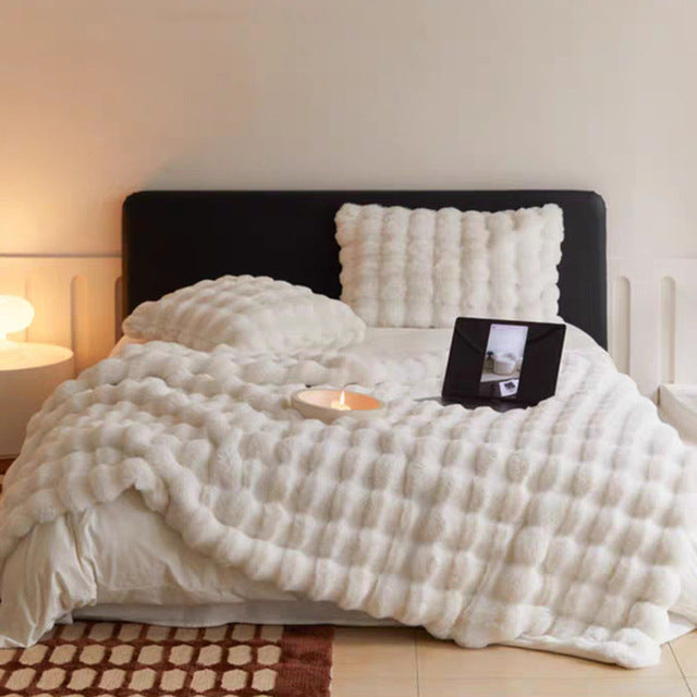 Lisslune | Super comfortable fur blanket
