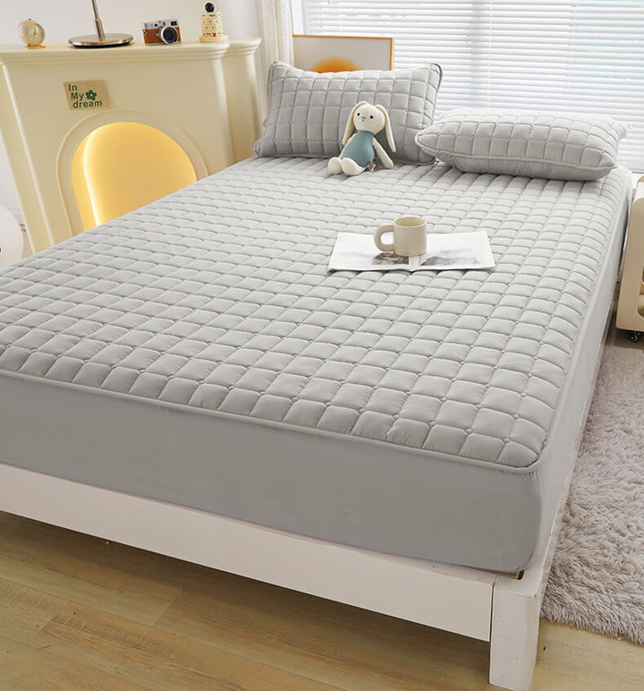 Lisslune | Comfort Encapsulated Waterproof Mattress Protector