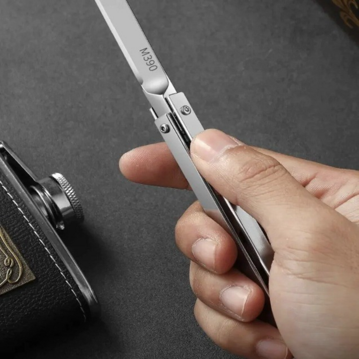 Lisslune | Multifunctional Outdoor Utility Tactical Folding Knife