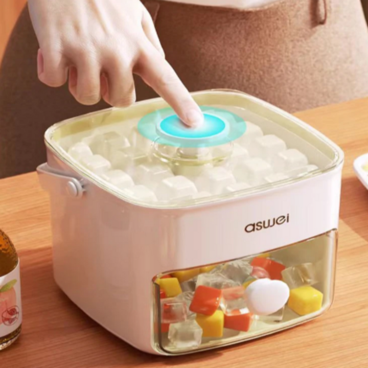 Lisslune | High Capacity Easy Press Frozen Ice Ball Maker