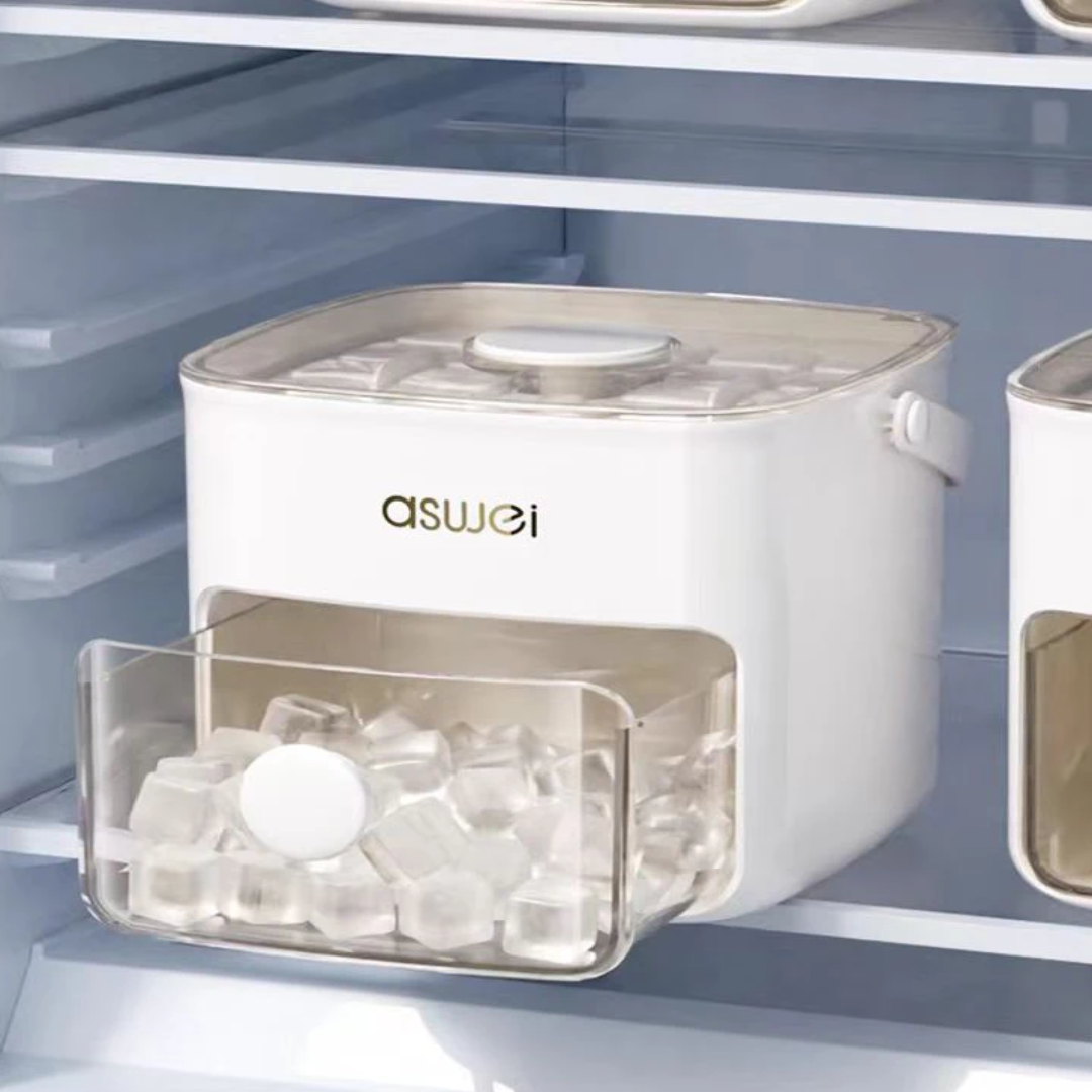Lisslune | High Capacity Easy Press Frozen Ice Ball Maker