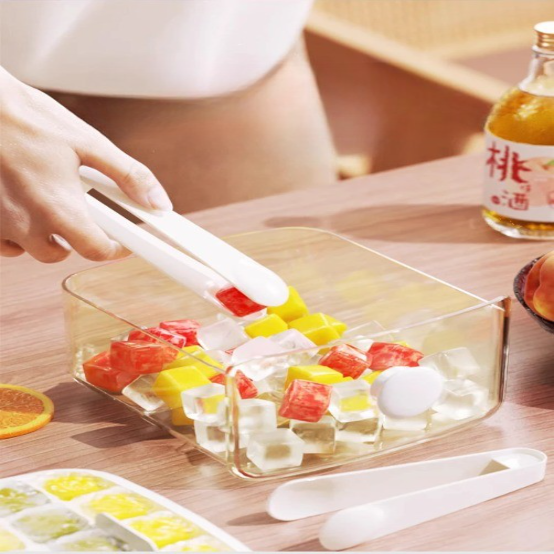 Lisslune | High Capacity Easy Press Frozen Ice Ball Maker