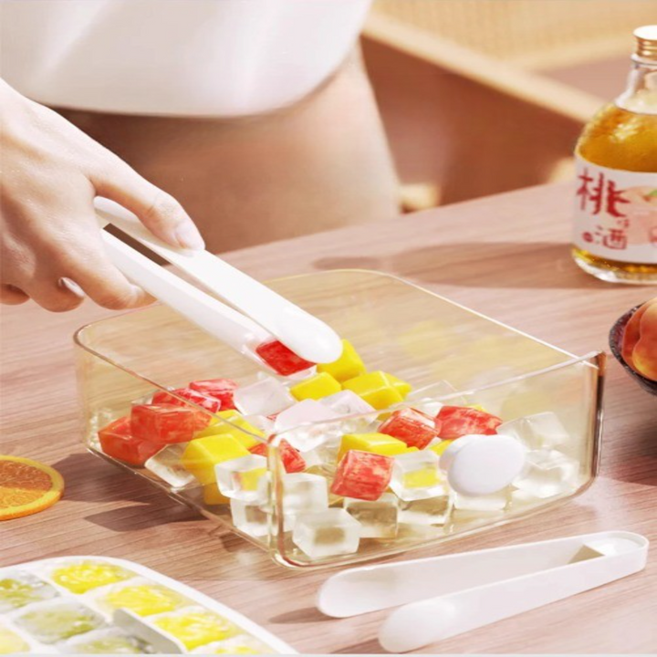 Lisslune | High Capacity Easy Press Frozen Ice Ball Maker