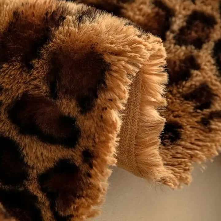 Lisslune | Cozy Leopard Print Sofa Cover