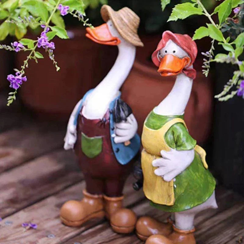 Lisslune | Hand-Painted Duck Couple Garden Ornaments – Elegant Resin Duck Statues for Outdoor & Indoor Decor