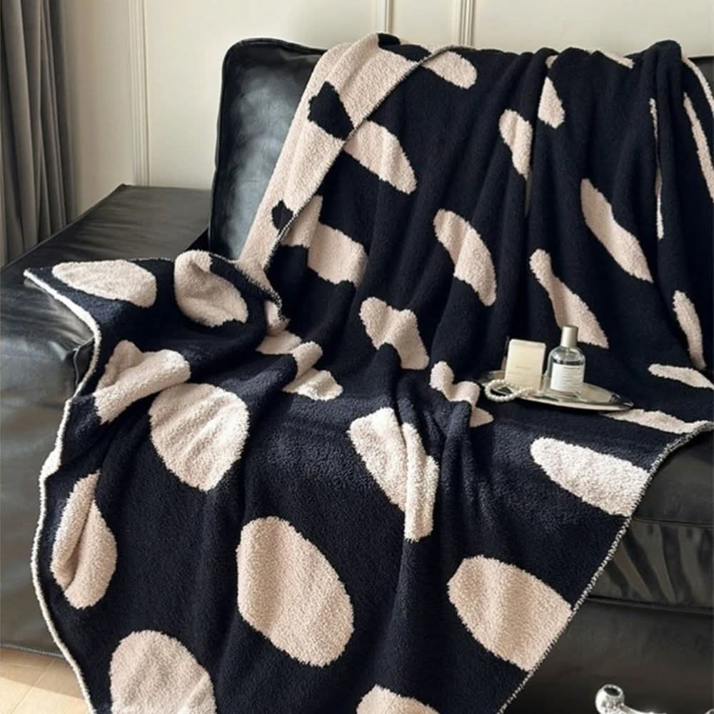 Lisslune | Reversible Polka Dot Fleece Blanket for Sofa and Bed