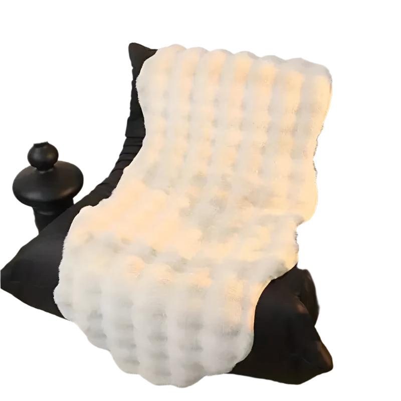 Lisslune | CloudHaven – Ultra-soft plush blanket with non-slip back