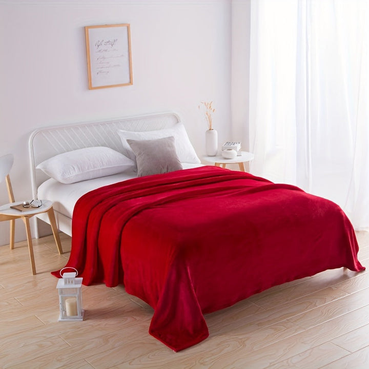 Lisslune | SnuggleWave - Plush Fleece Throw for Couch and Travel