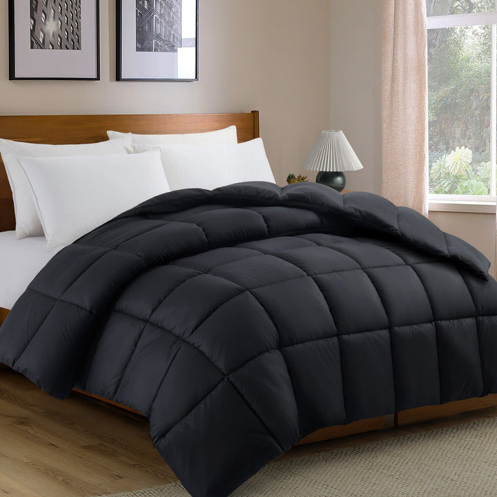 Lisslune | DreamLite - Lightweight Polyester Comforter