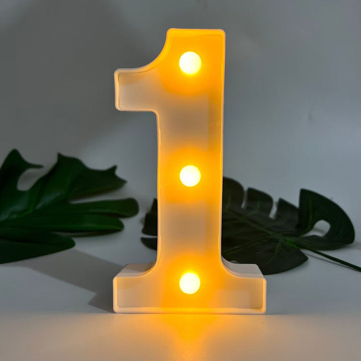 Lisslune | LetterGlow - Wireless LED Letter Lamp for Unique Style