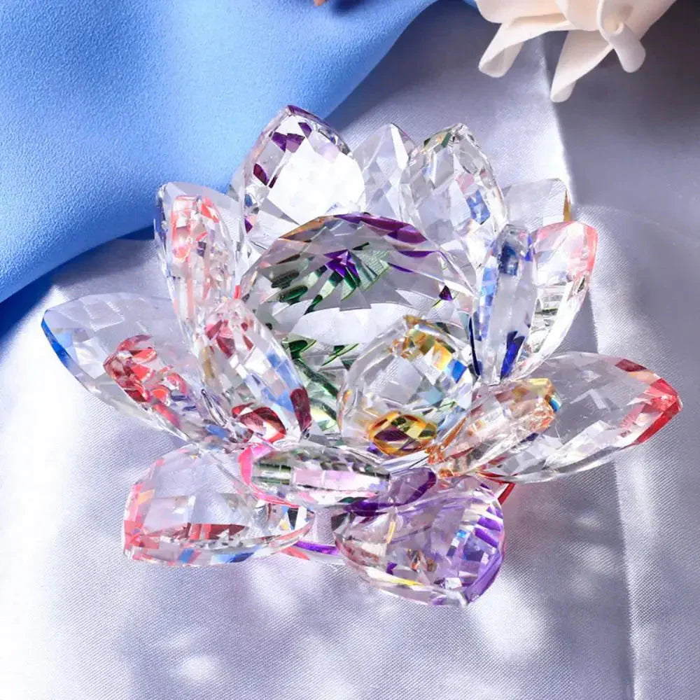 Lisslune | Crystal Lotus Flower Figurine Home Wedding Decoration Glass Art Collection Paperweight Office Table Ornaments Souvenir Gifts