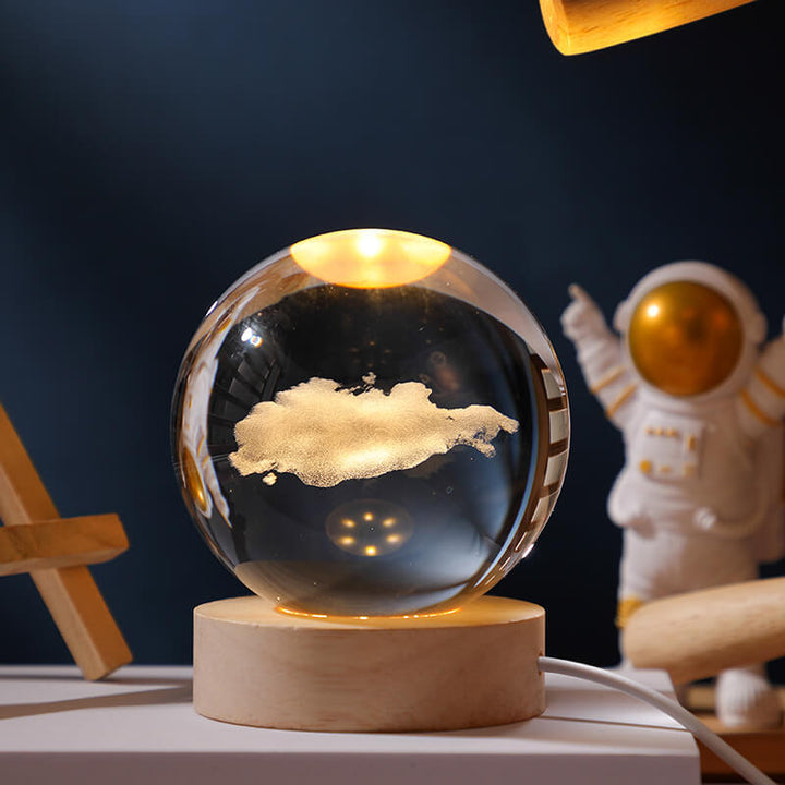 Lisslune | Crystal Ball Night Light