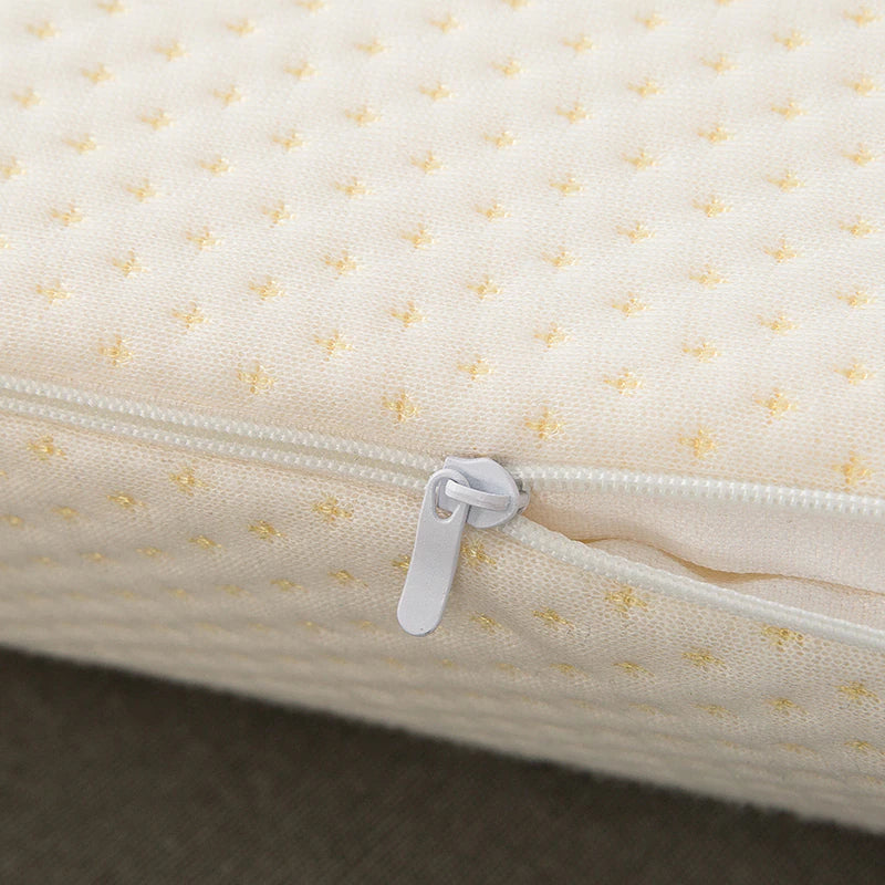 Lisslune | CuddleComfort - Anti-pressure cuddle arm pillow made of viscoelastic foam