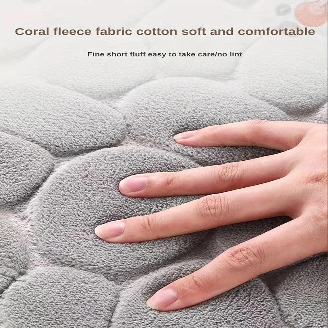 Lisslune | Bath mat with curved design for comfort & safety