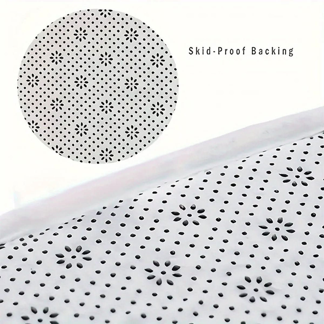 Lisslune | Bath mat with curved design for comfort & safety