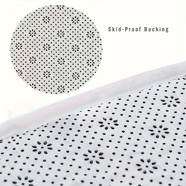Lisslune | Bath mat with curved design for comfort & safety