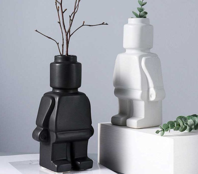 Lisslune | UniqueDisplay - Polka Dot Robot Flower Vase Figure