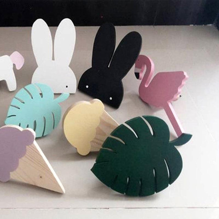 Lisslune | Charming Nordic wall hooks for children - Sweet rabbit, cactus, bow and ice cream designs