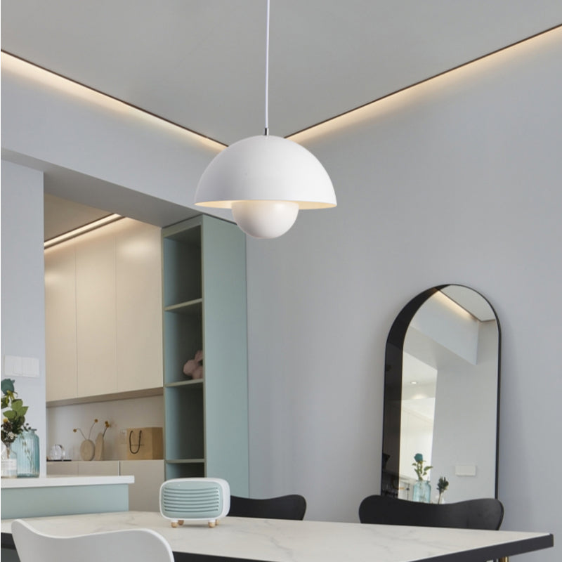 Lisslune | Frendorf - Stylish Flower LED Pendant Lamp for Inviting Atmosphere