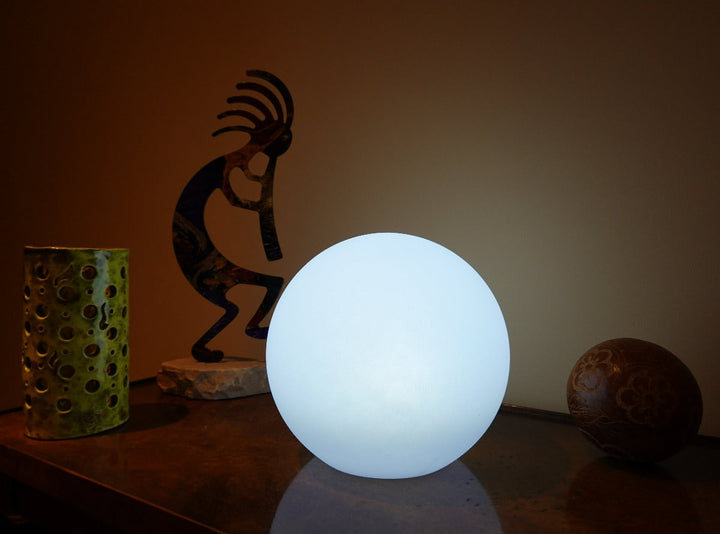 Lisslune | Moon Battery LED Indoor & Outdoor Table Lamp