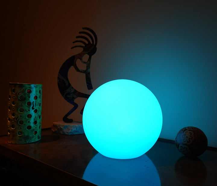 Lisslune | Moon Battery LED Indoor & Outdoor Table Lamp