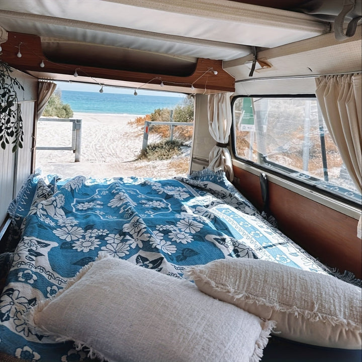 Lisslune | Blue Daisy Bloom Boho Travel Outdoor Blanket