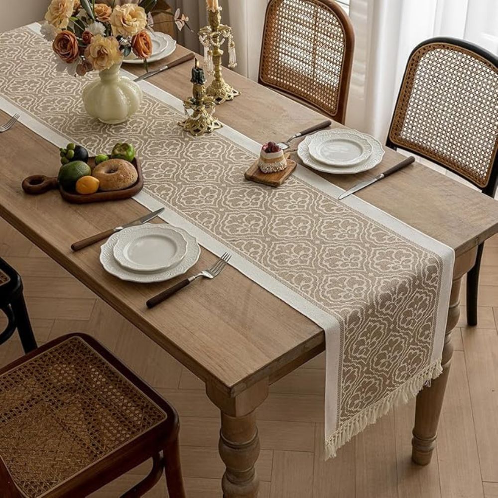 Lisslune | Damask Dune Table Runner