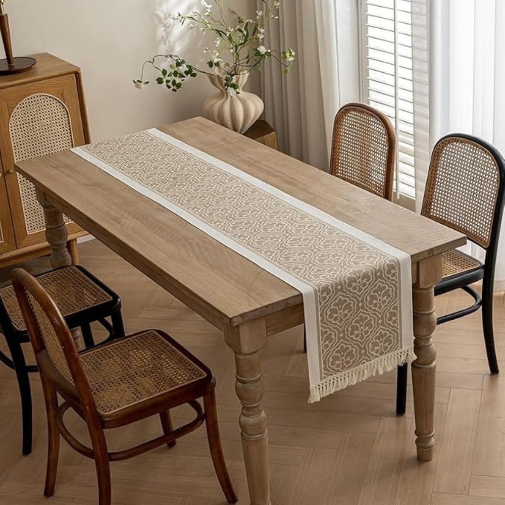 Lisslune | Damask Dune Table Runner