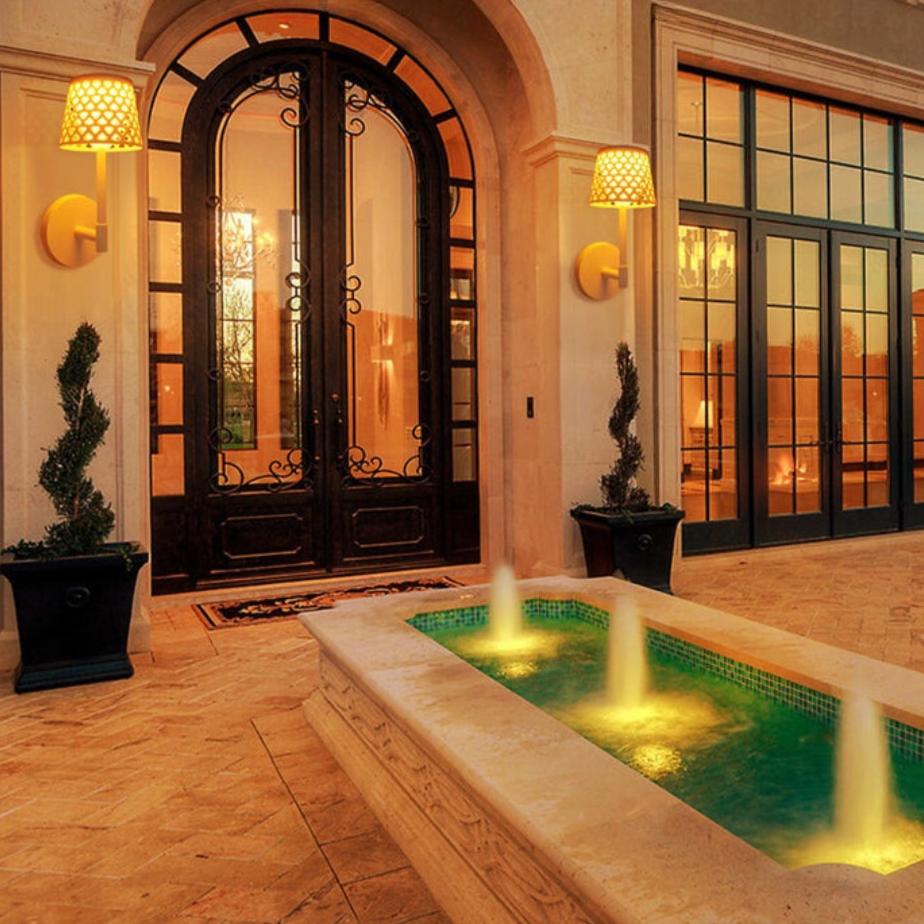 Lisslune | SunBeam - Modern outdoor solar lights