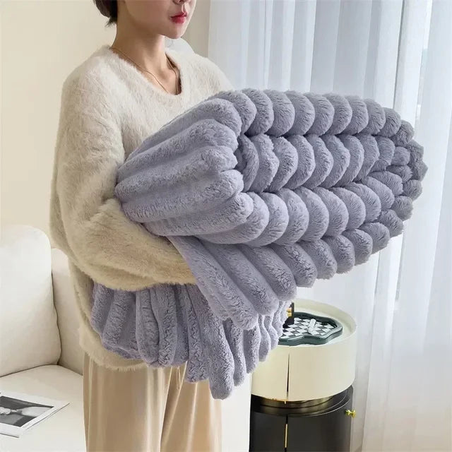 Lisslune | CozyCouture | Plush Blanket | Luxurious Comfort | Ultimate Warmth | Bed Linen | Blanket Sofa