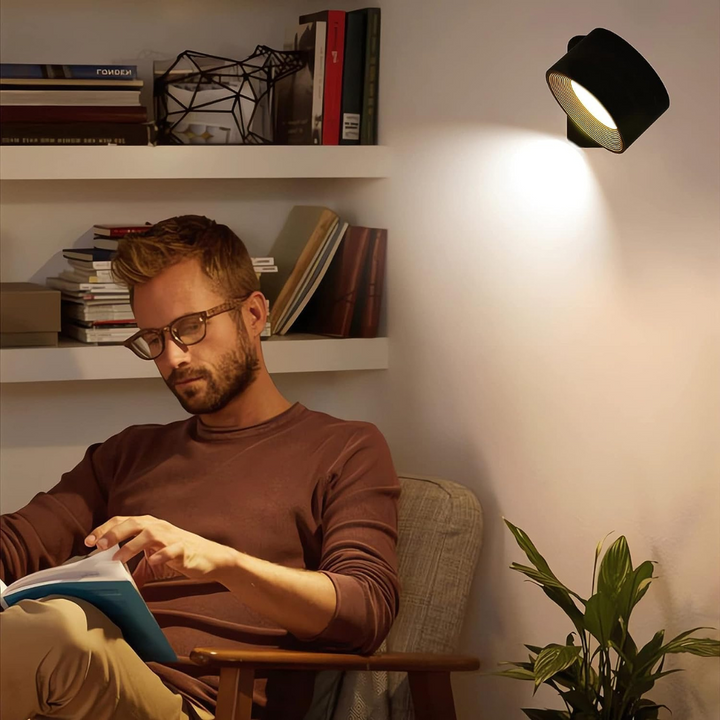 Lisslune | Illuminate - Adjustable wall-mounted LED light