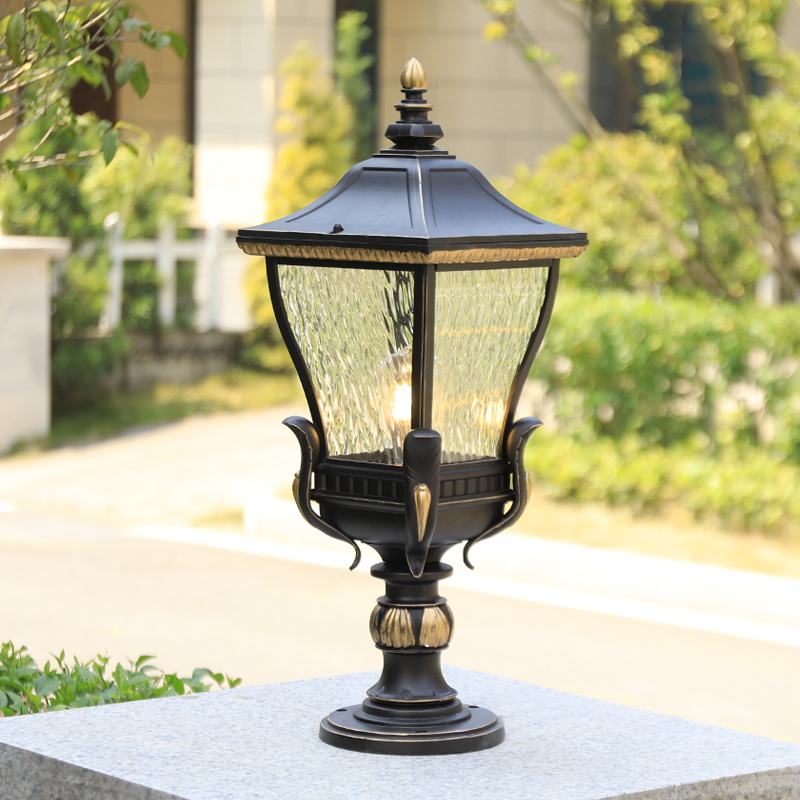 Lisslune | LumaLux Solar Outdoor Lantern | Weatherproof | Solar Powered | Garden Lighting for Terrace and Entry Area