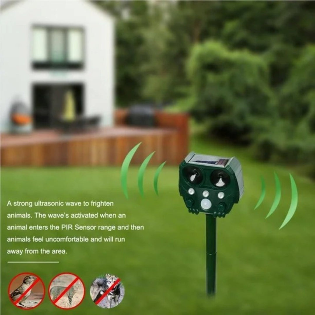 Lisslune | Ultrasonic Cat Repellent Ultrasound and Noise Sonar Repellent Deterrent for Cat, Fox, Rat, Squirrel and Dog