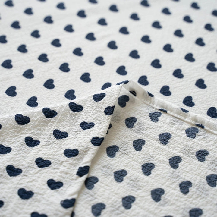Lisslune | Dotted Heart Table Cloth
