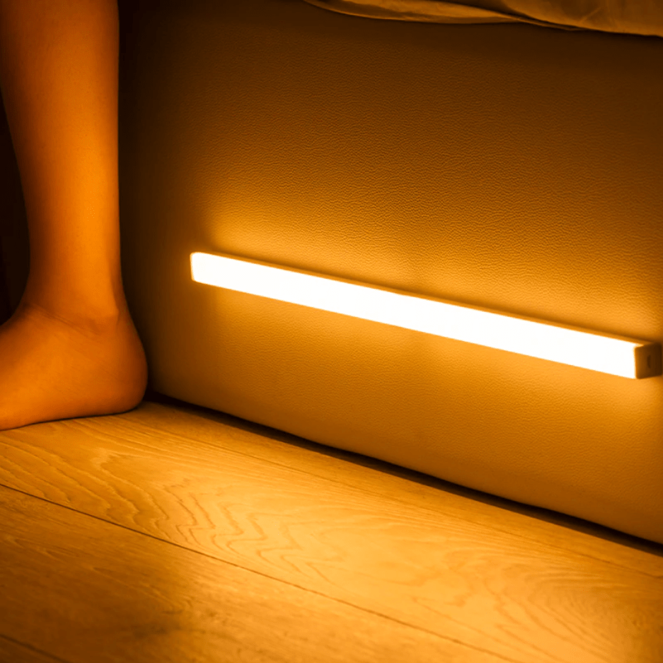 Lisslune | Wireless LED Light Fixture with Motion Sensor